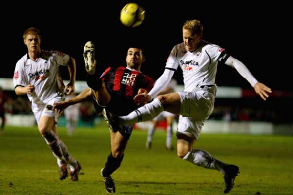 Murray shooting for A-League